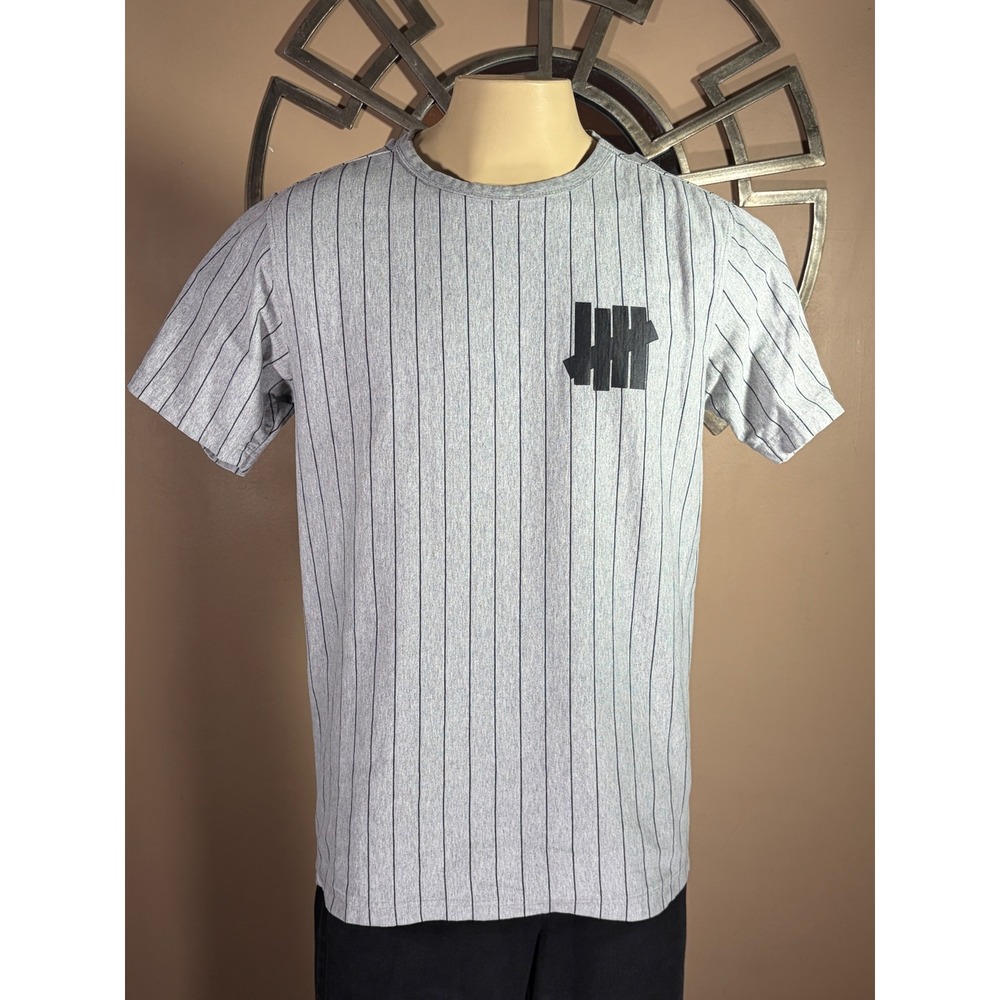 Undefeated Mens Pinstripe baseball 5-Strike Logo T-Shirt Heather Gray M New York